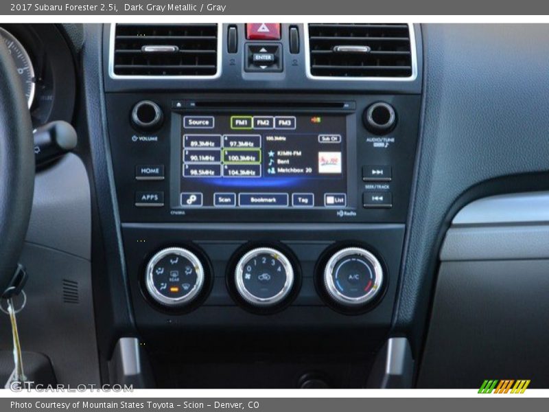Dark Gray Metallic / Gray 2017 Subaru Forester 2.5i