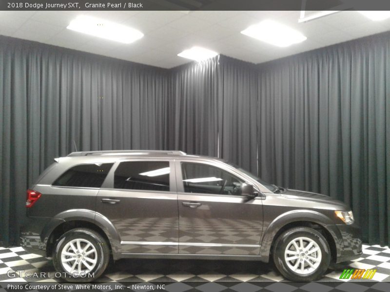Granite Pearl / Black 2018 Dodge Journey SXT