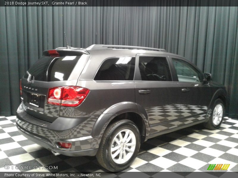 Granite Pearl / Black 2018 Dodge Journey SXT