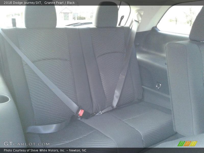 Granite Pearl / Black 2018 Dodge Journey SXT