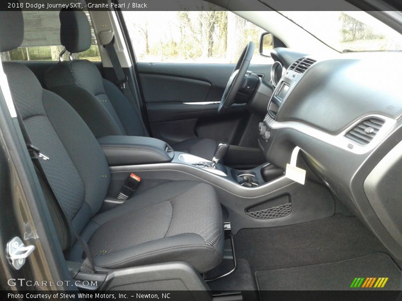 Granite Pearl / Black 2018 Dodge Journey SXT