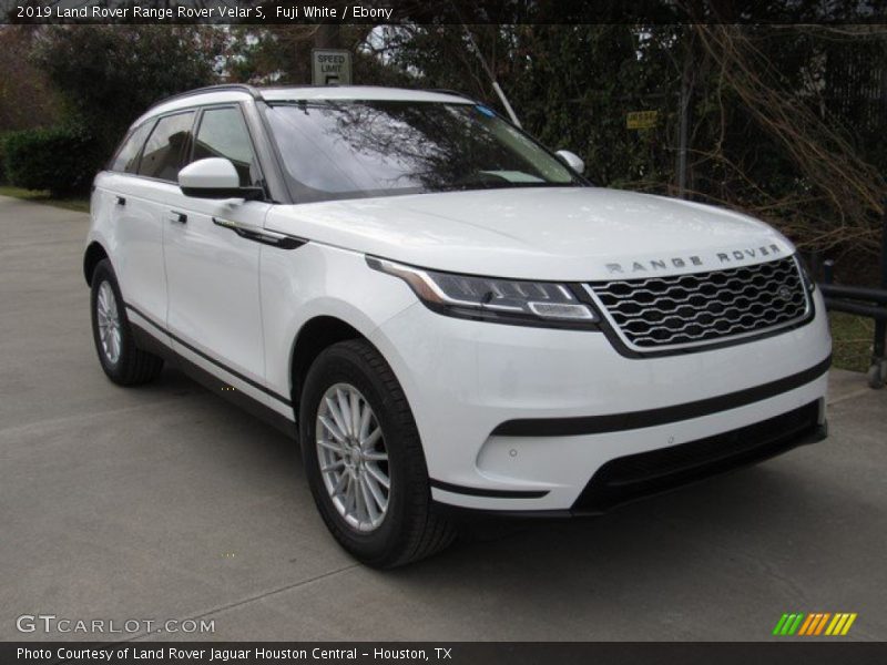 Fuji White / Ebony 2019 Land Rover Range Rover Velar S