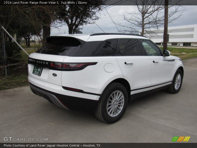 Fuji White / Ebony 2019 Land Rover Range Rover Velar S