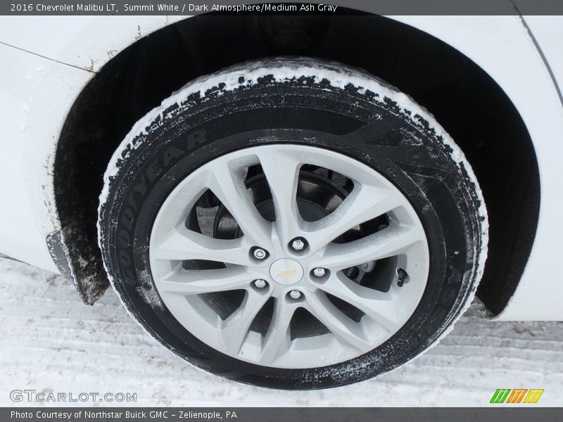 Summit White / Dark Atmosphere/Medium Ash Gray 2016 Chevrolet Malibu LT