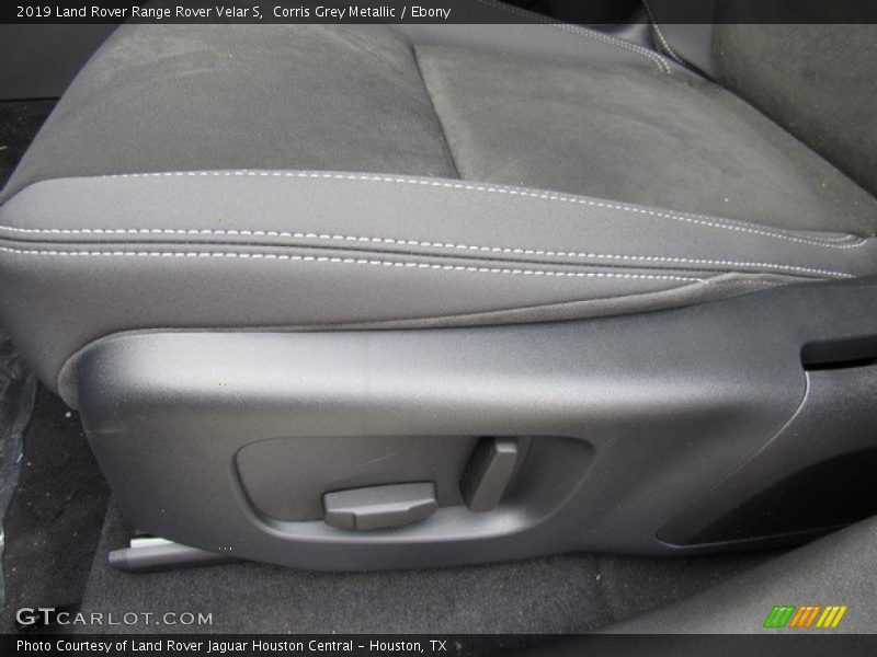Corris Grey Metallic / Ebony 2019 Land Rover Range Rover Velar S