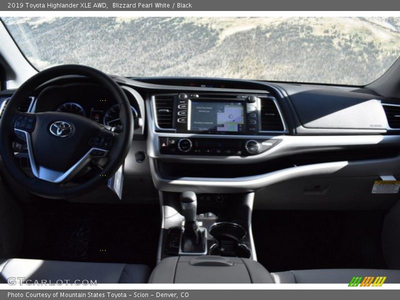 Blizzard Pearl White / Black 2019 Toyota Highlander XLE AWD