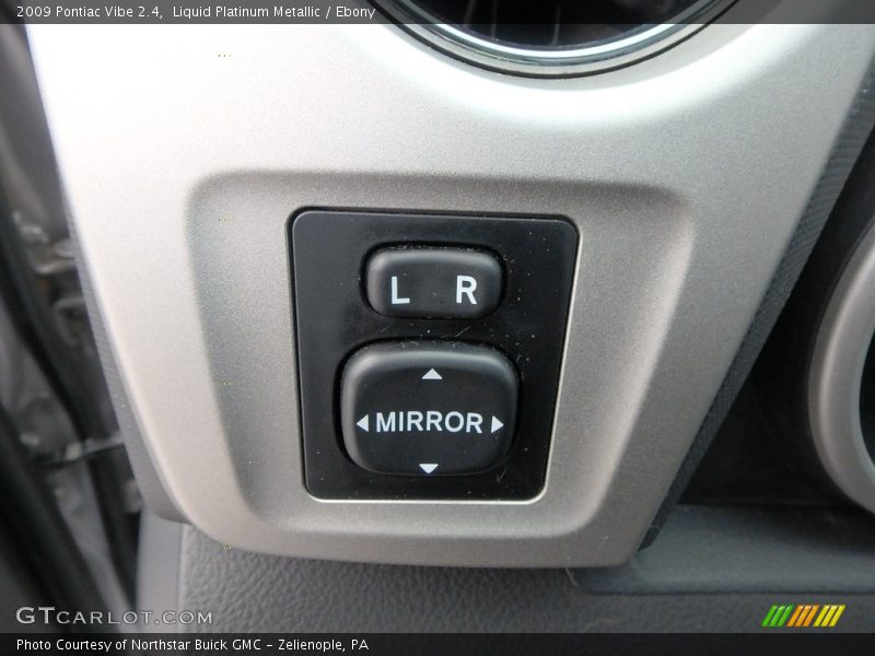 Liquid Platinum Metallic / Ebony 2009 Pontiac Vibe 2.4