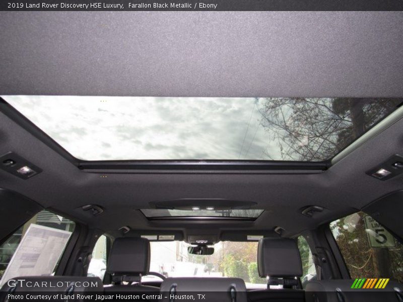 Farallon Black Metallic / Ebony 2019 Land Rover Discovery HSE Luxury