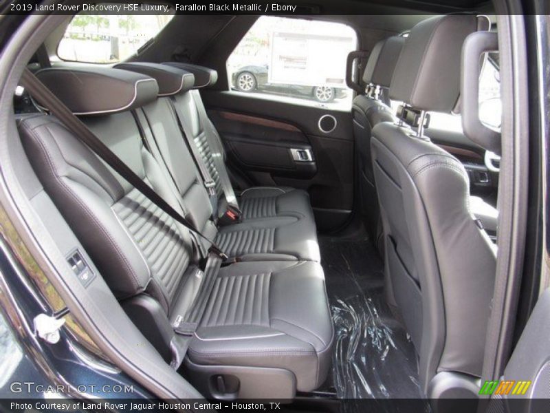 Farallon Black Metallic / Ebony 2019 Land Rover Discovery HSE Luxury