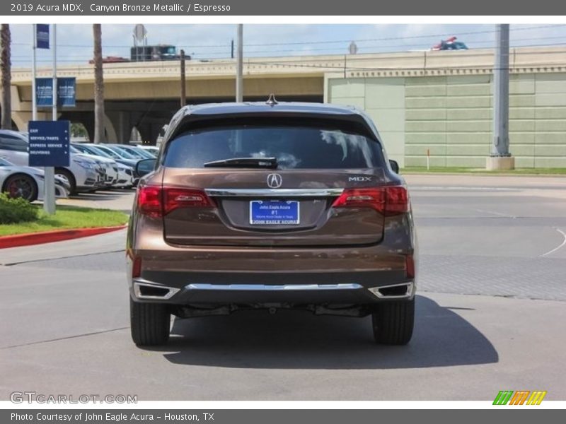 Canyon Bronze Metallic / Espresso 2019 Acura MDX