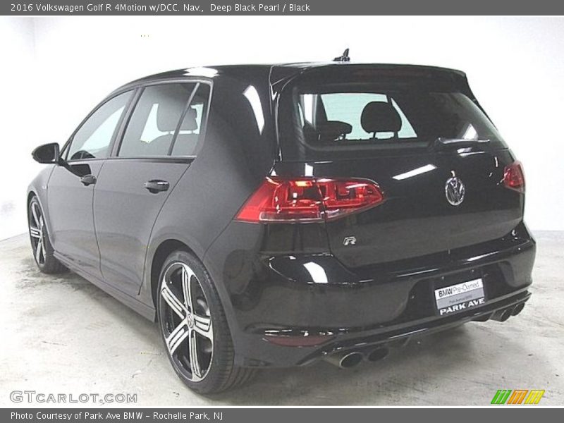 Deep Black Pearl / Black 2016 Volkswagen Golf R 4Motion w/DCC. Nav.