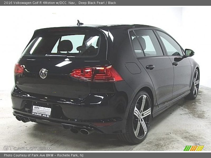 Deep Black Pearl / Black 2016 Volkswagen Golf R 4Motion w/DCC. Nav.