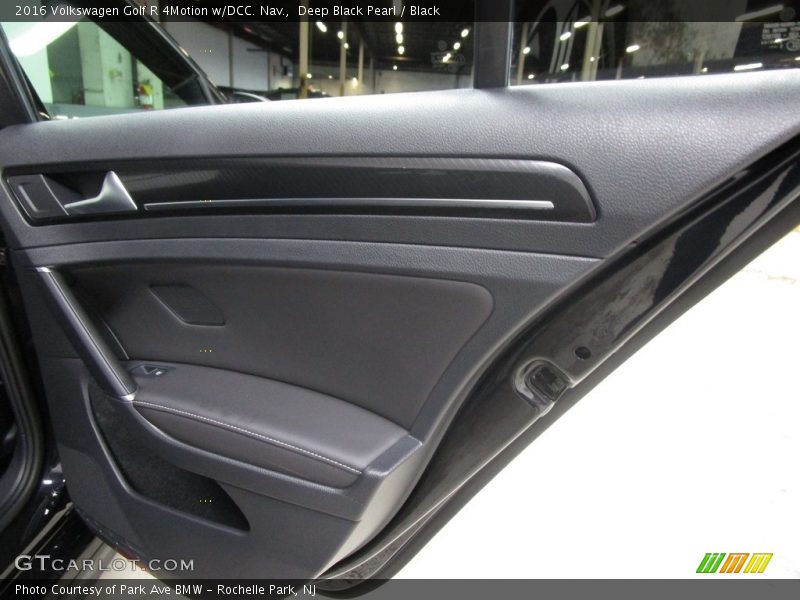 Deep Black Pearl / Black 2016 Volkswagen Golf R 4Motion w/DCC. Nav.