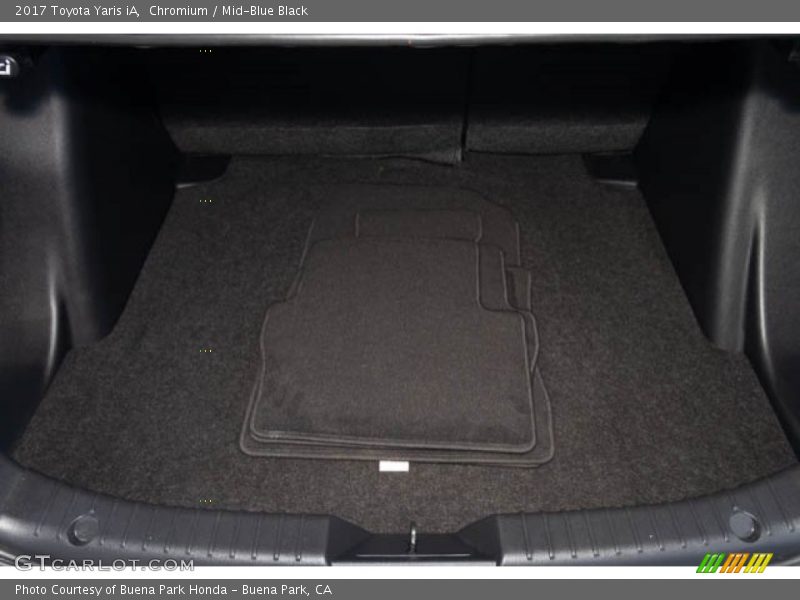 Chromium / Mid-Blue Black 2017 Toyota Yaris iA