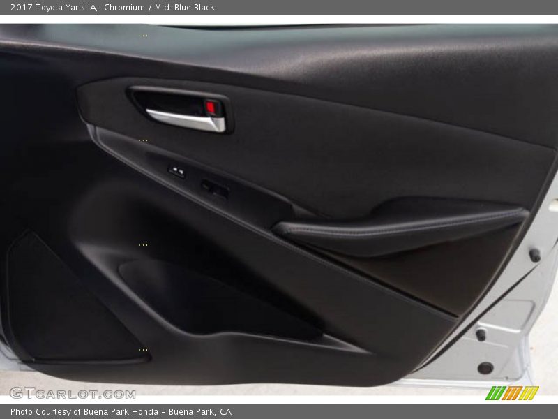 Chromium / Mid-Blue Black 2017 Toyota Yaris iA