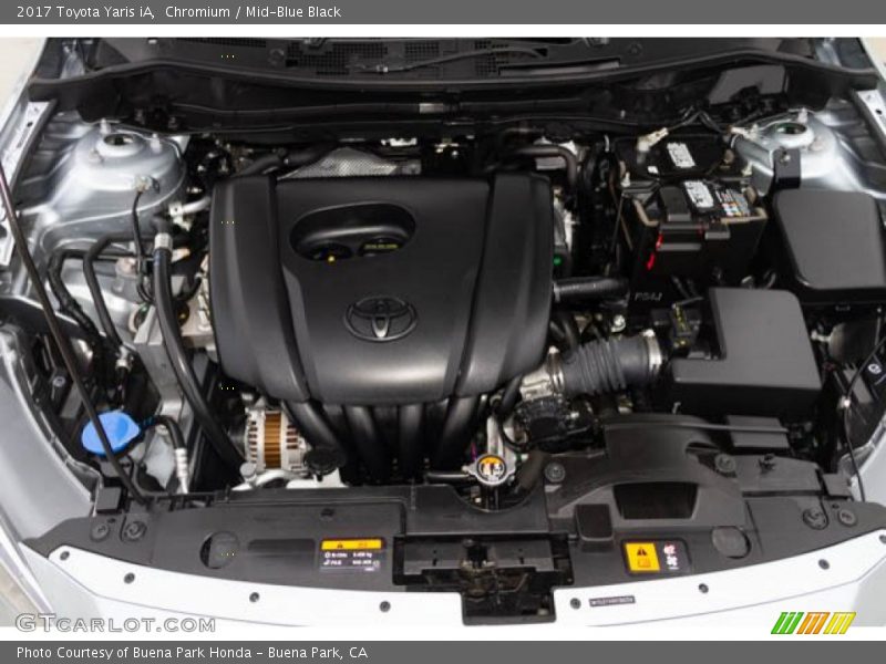 Chromium / Mid-Blue Black 2017 Toyota Yaris iA
