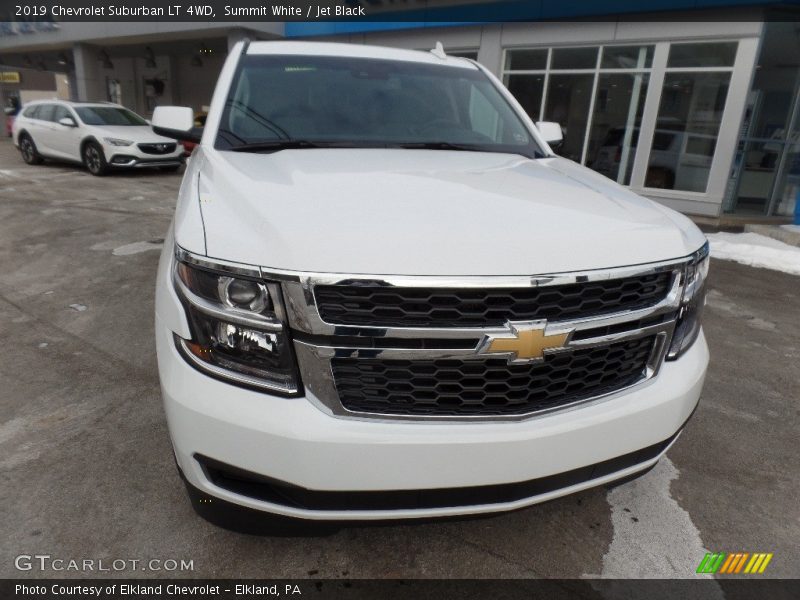 Summit White / Jet Black 2019 Chevrolet Suburban LT 4WD
