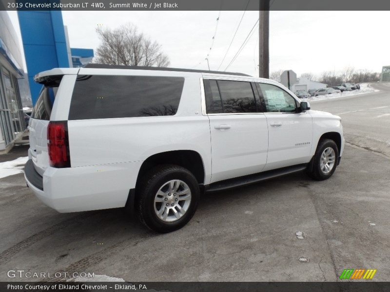 Summit White / Jet Black 2019 Chevrolet Suburban LT 4WD