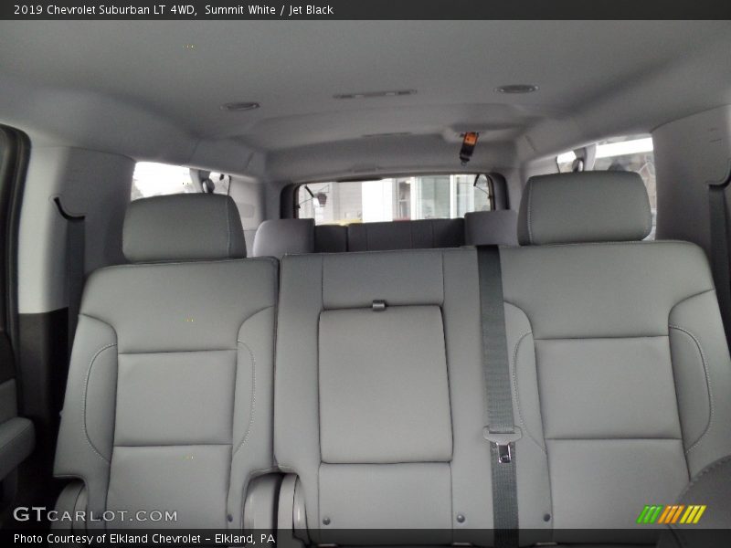 Summit White / Jet Black 2019 Chevrolet Suburban LT 4WD