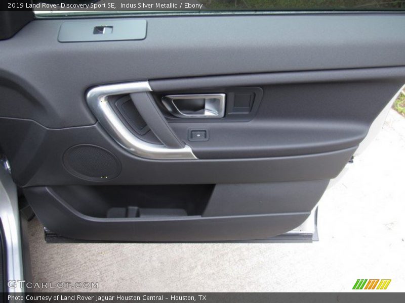 Door Panel of 2019 Discovery Sport SE