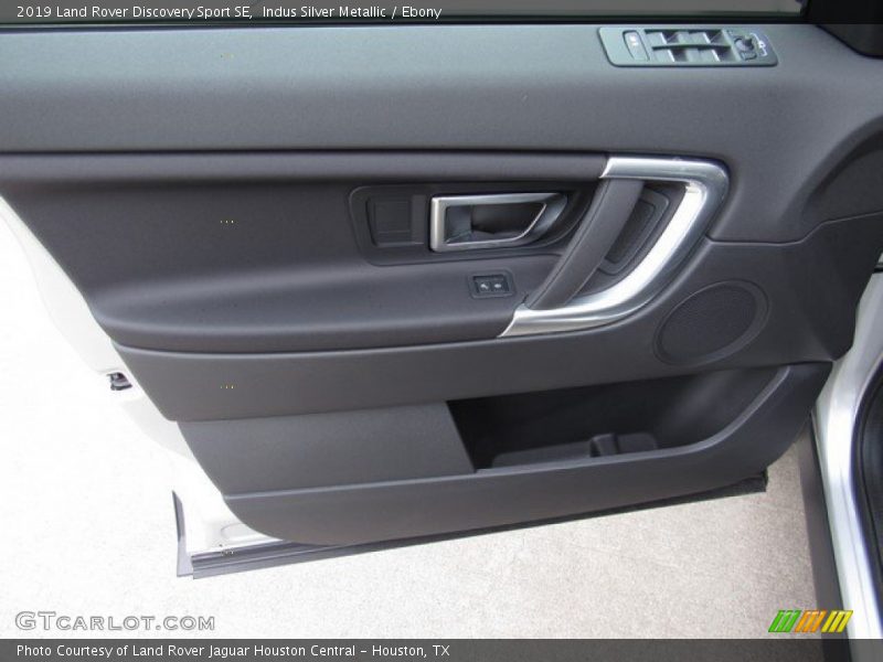 Door Panel of 2019 Discovery Sport SE