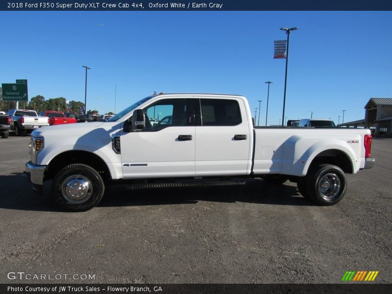 Oxford White / Earth Gray 2018 Ford F350 Super Duty XLT Crew Cab 4x4
