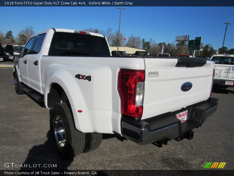 Oxford White / Earth Gray 2018 Ford F350 Super Duty XLT Crew Cab 4x4
