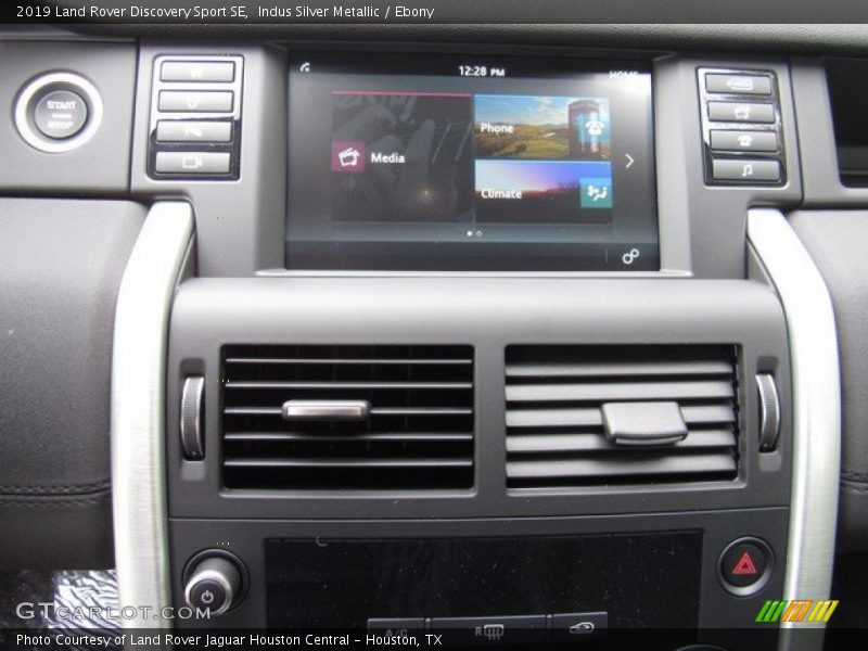 Indus Silver Metallic / Ebony 2019 Land Rover Discovery Sport SE