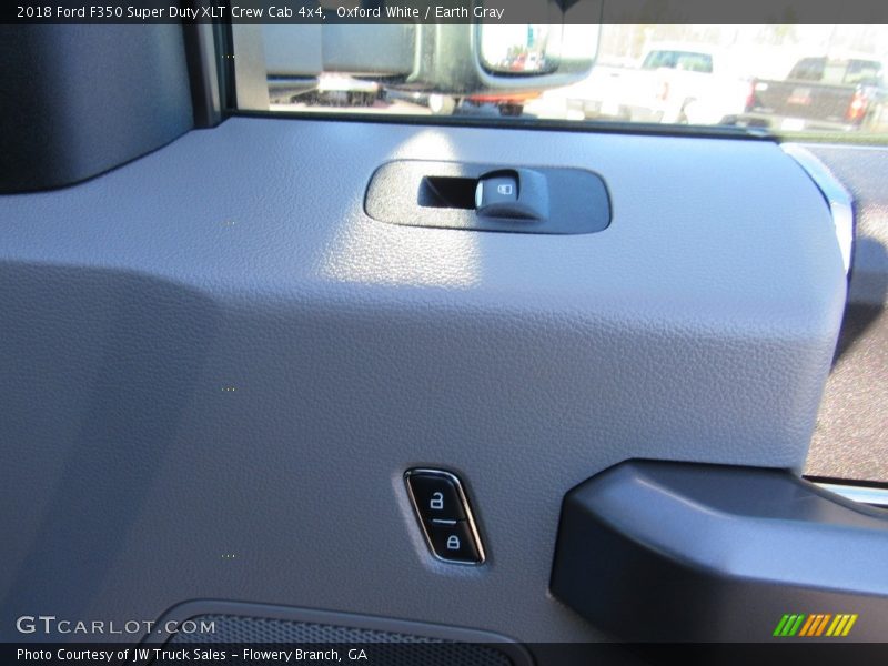 Oxford White / Earth Gray 2018 Ford F350 Super Duty XLT Crew Cab 4x4