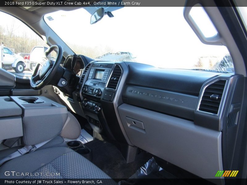 Oxford White / Earth Gray 2018 Ford F350 Super Duty XLT Crew Cab 4x4