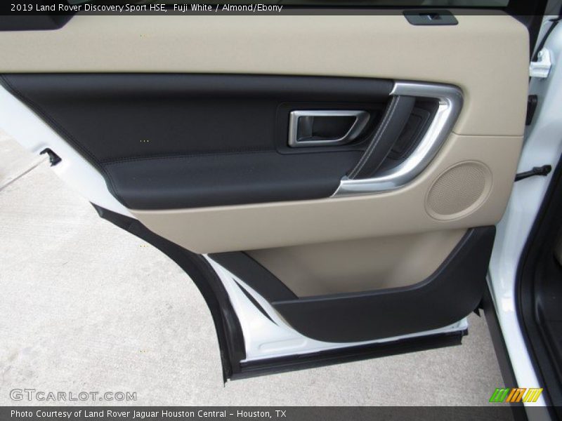 Door Panel of 2019 Discovery Sport HSE