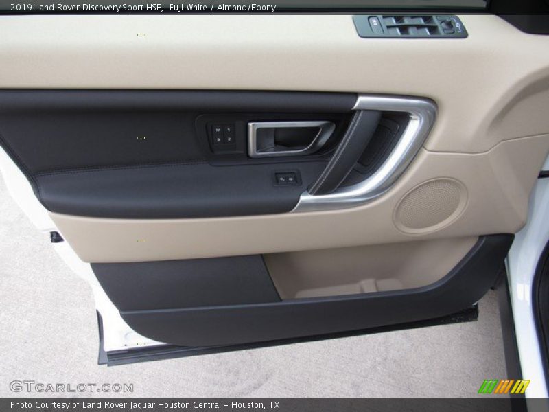 Door Panel of 2019 Discovery Sport HSE