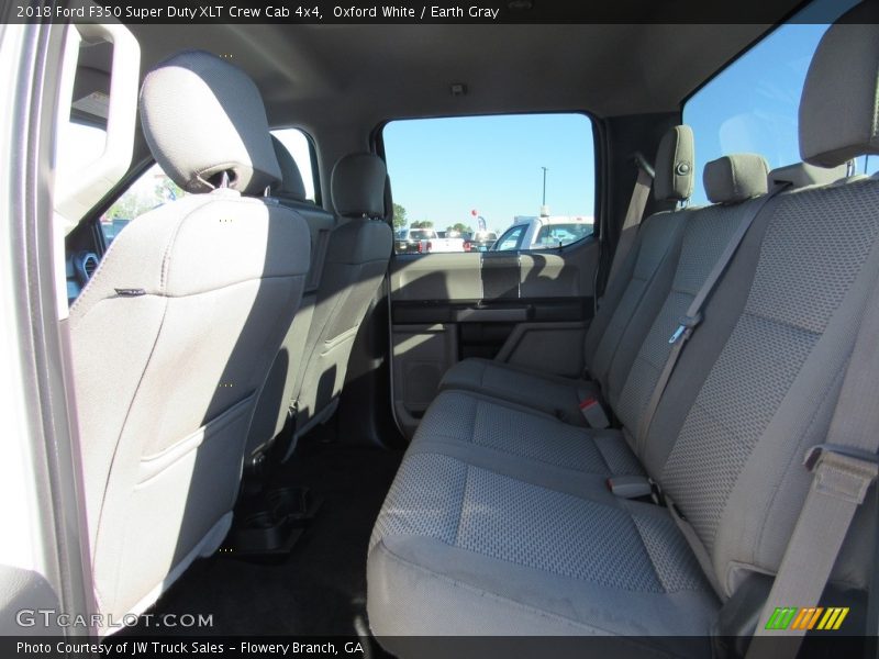 Oxford White / Earth Gray 2018 Ford F350 Super Duty XLT Crew Cab 4x4