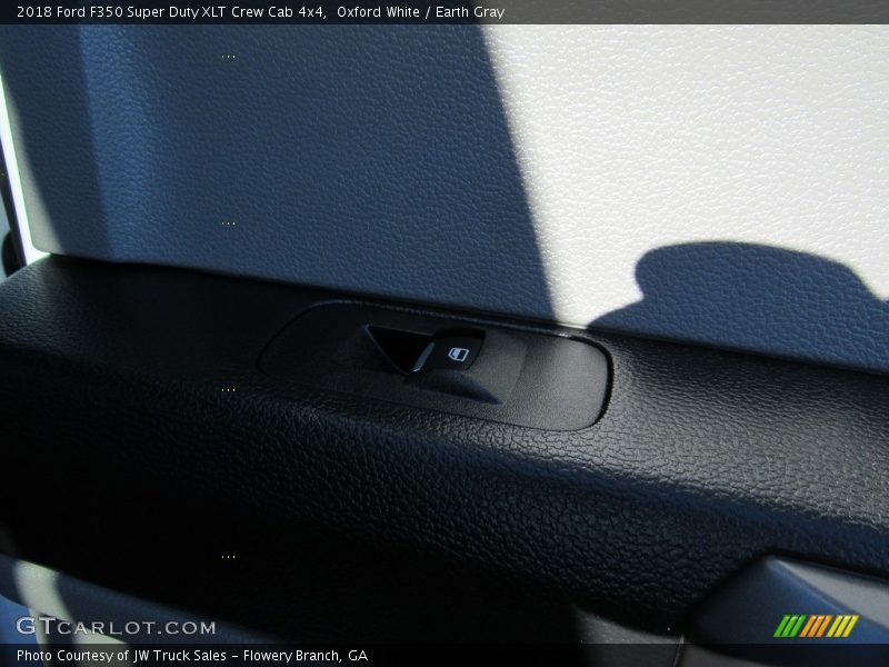Oxford White / Earth Gray 2018 Ford F350 Super Duty XLT Crew Cab 4x4