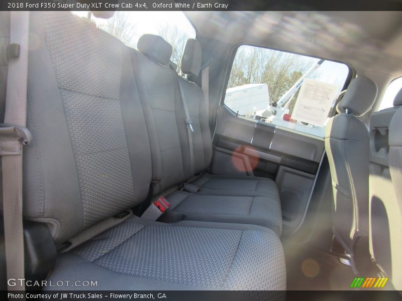 Oxford White / Earth Gray 2018 Ford F350 Super Duty XLT Crew Cab 4x4