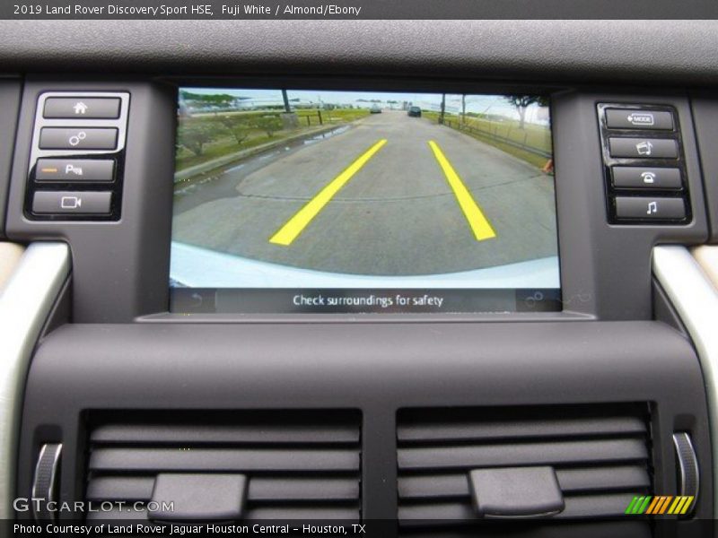 Fuji White / Almond/Ebony 2019 Land Rover Discovery Sport HSE