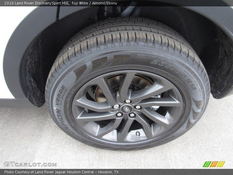  2019 Discovery Sport HSE Wheel