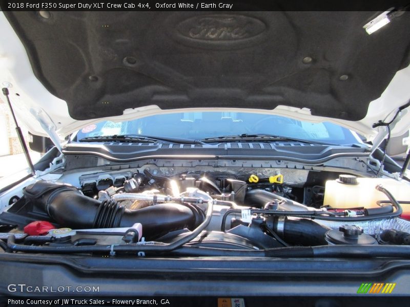 Oxford White / Earth Gray 2018 Ford F350 Super Duty XLT Crew Cab 4x4
