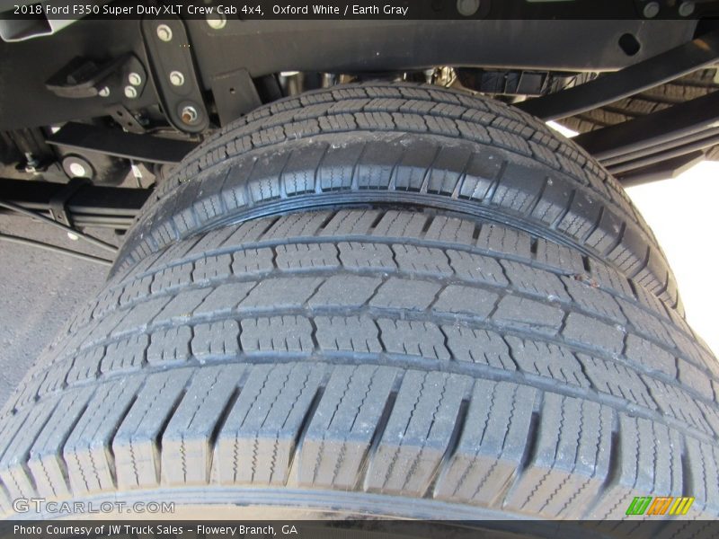 Oxford White / Earth Gray 2018 Ford F350 Super Duty XLT Crew Cab 4x4