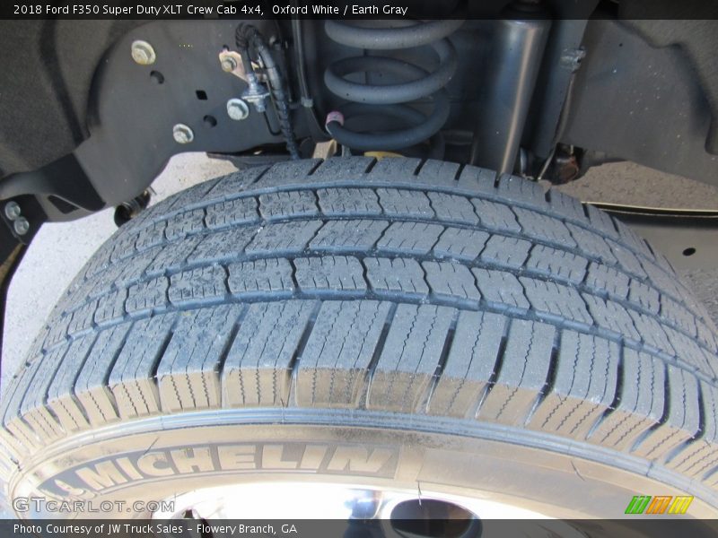 Oxford White / Earth Gray 2018 Ford F350 Super Duty XLT Crew Cab 4x4