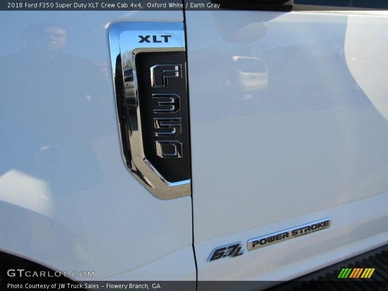 Oxford White / Earth Gray 2018 Ford F350 Super Duty XLT Crew Cab 4x4