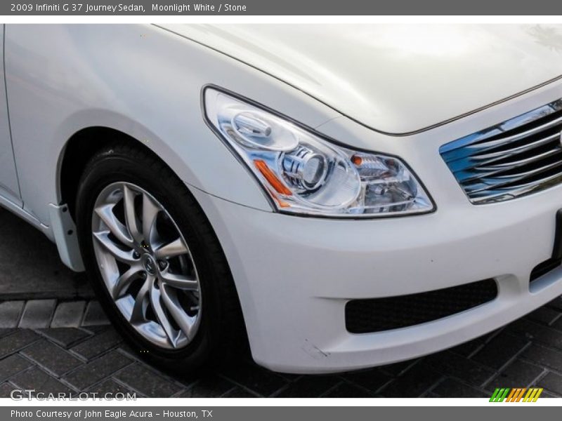 Moonlight White / Stone 2009 Infiniti G 37 Journey Sedan
