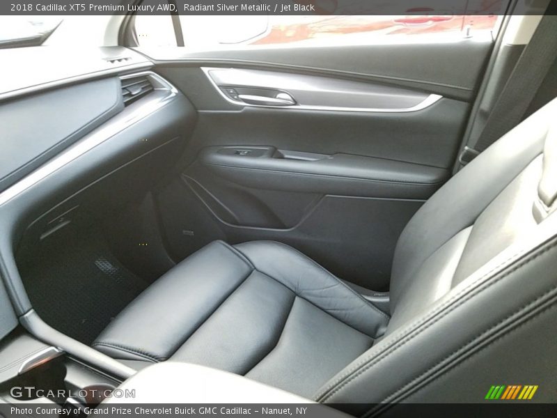 Radiant Silver Metallic / Jet Black 2018 Cadillac XT5 Premium Luxury AWD