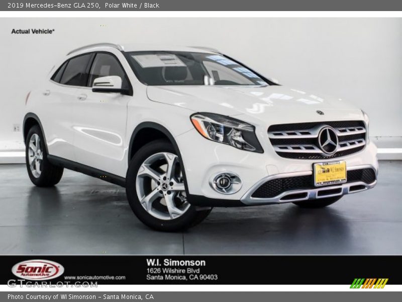 Polar White / Black 2019 Mercedes-Benz GLA 250
