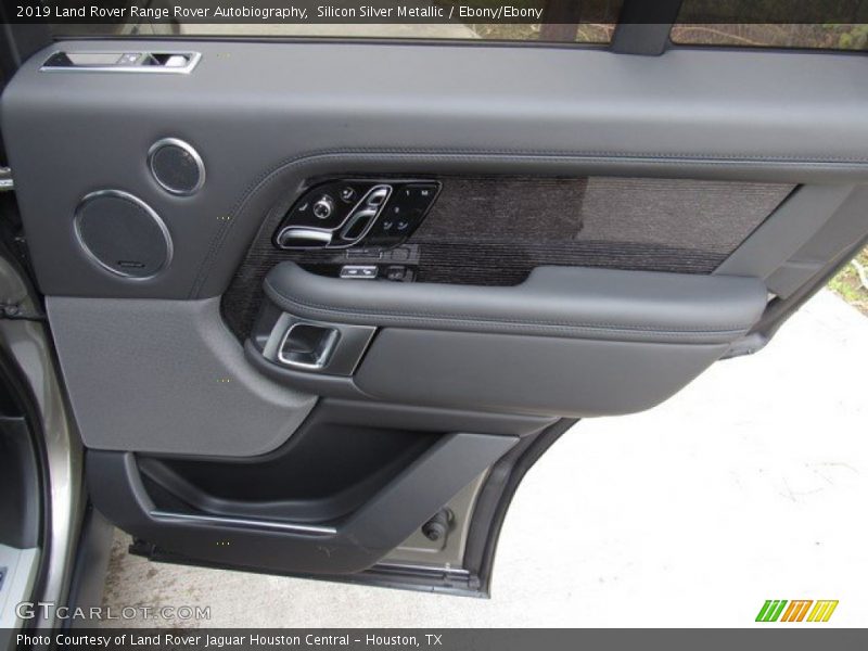 Door Panel of 2019 Range Rover Autobiography