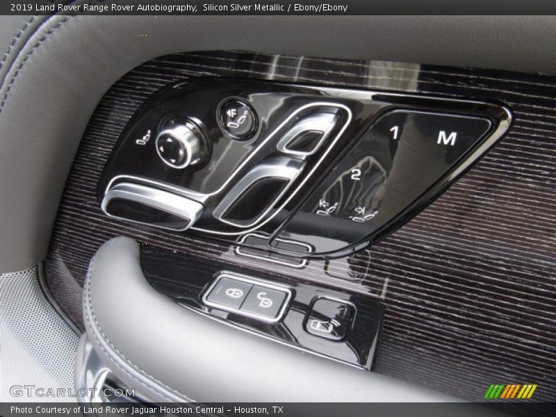 Controls of 2019 Range Rover Autobiography