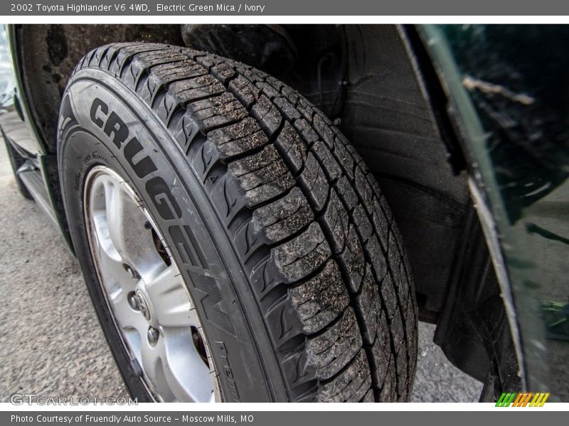 Electric Green Mica / Ivory 2002 Toyota Highlander V6 4WD