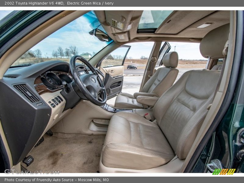 Electric Green Mica / Ivory 2002 Toyota Highlander V6 4WD