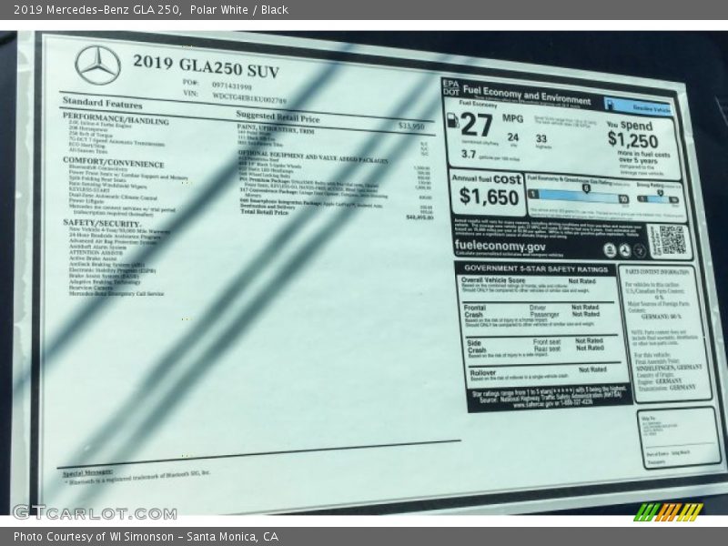 Polar White / Black 2019 Mercedes-Benz GLA 250