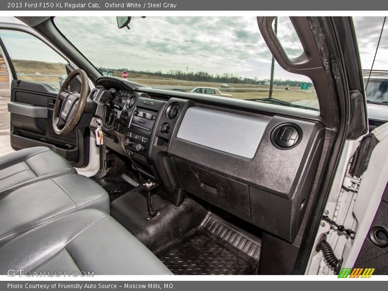 Oxford White / Steel Gray 2013 Ford F150 XL Regular Cab